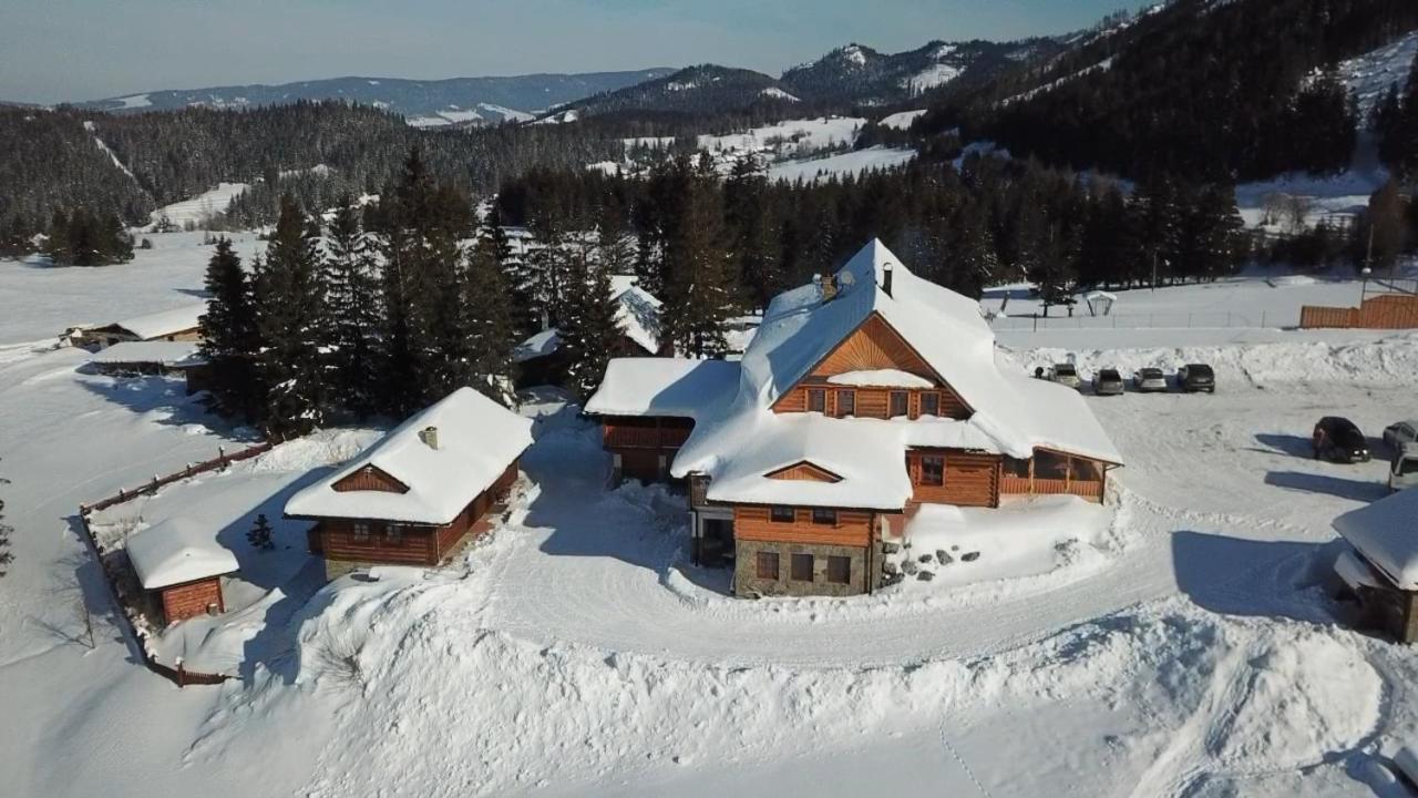Koliba Holica Hotel Huty Exterior photo